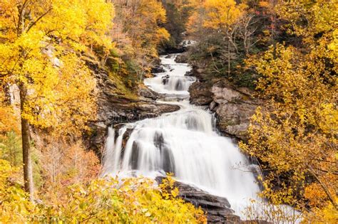 Waterfall In Autumn In Forest Of North Carolina Near Highlands Stock