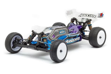 Team Associated Celebrates IFMAR and ROAR Titles With Champions Edition B5M - RC Car Action