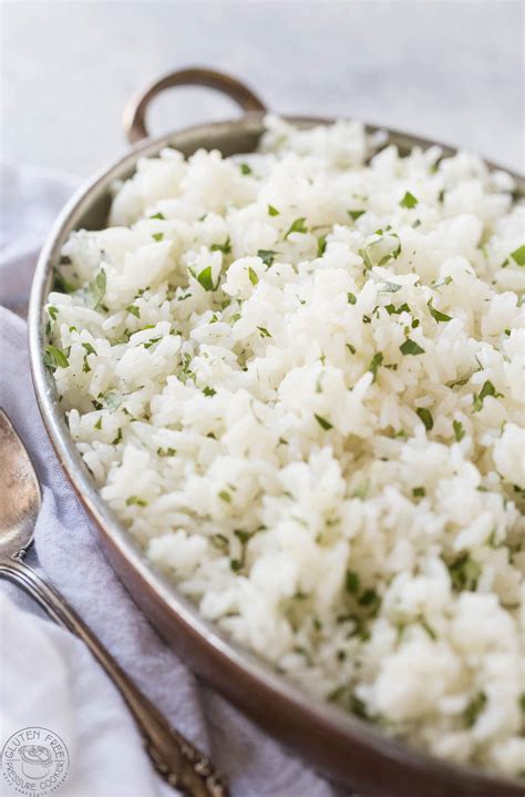 Fluff the rice with a fork and transfer to a bowl with the lime juice, cilantro, and remaining oil. BEST Instant Pot Cilantro Lime Rice Recipe!