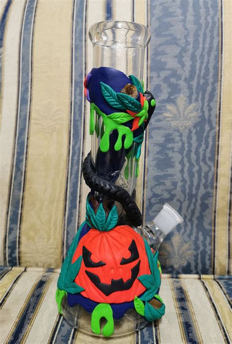 Halloween Bong - Marijuana SA