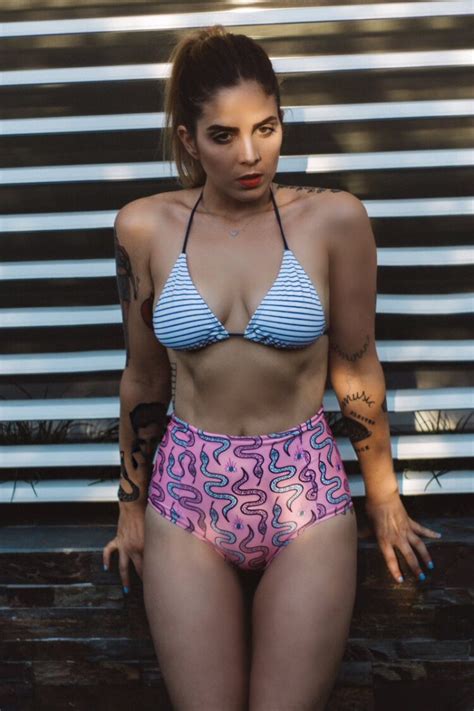 Hot Sexy Gia Lover Bikini Pics