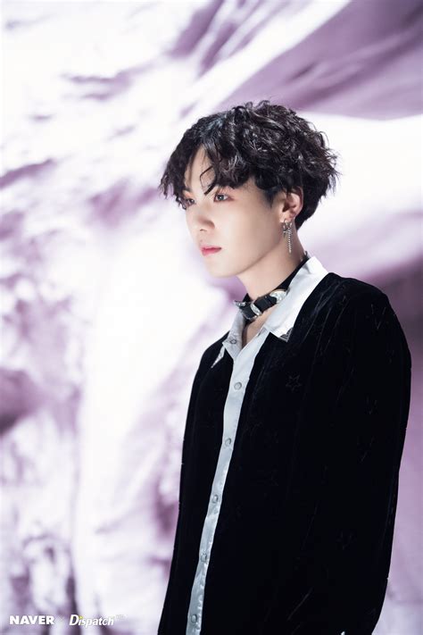 Photo album containing 30 pictures of bts. Picture BTS 'FAKE LOVE' MV Shooting 180528