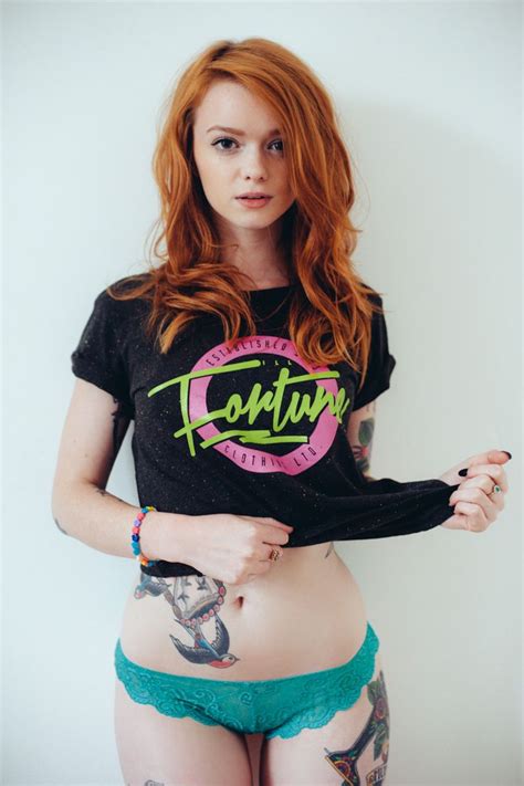 Lass Suicide Suicide Girls Ink D Girls Tattoos Pinterest Lindsay Lohan Pretty Redhead