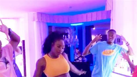 Serena Williams Twerks And Shows Off Abs In Dance Instagram Video