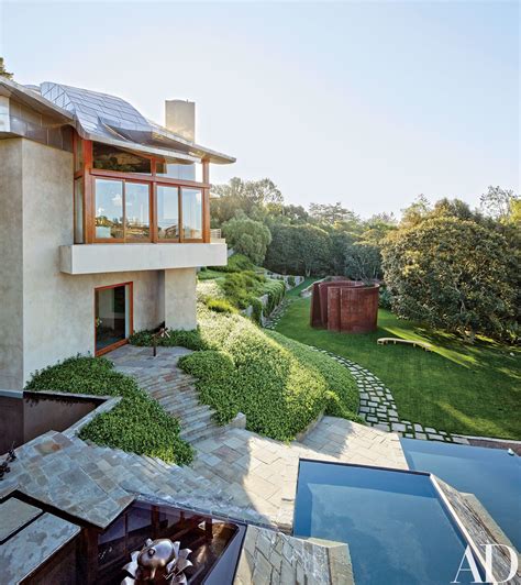 A Frank Gehry—designed Brentwood Estate With A Museum Worthy Art
