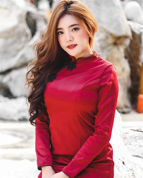 Kanoktip Tummanon Most Cute Thai Girl In Red Chinese Dress Thai Ladies