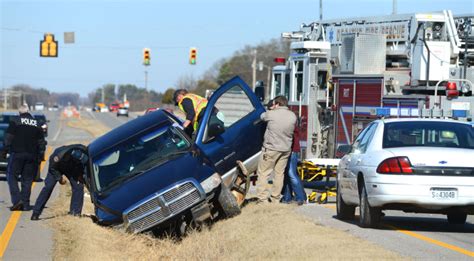 Wreck In Front Of Calhoun Injures One Gallery