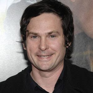 Henry Thomas Nude Photos Could Affect Actor S Career A New Poll