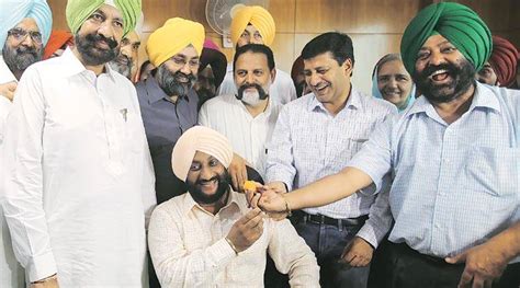 Mohalis First Mayor Kulwant Singh Takes Charge Promises Bus Service