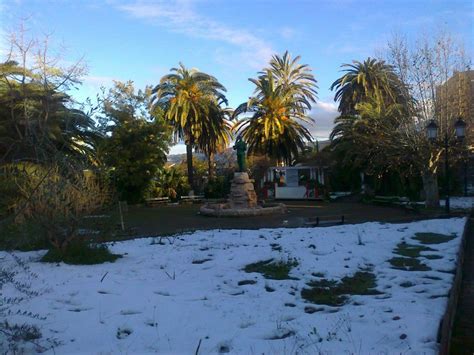 Many of the kabyles have emigrated from algeria, influenced by factors such as the algerian civil war, cultural repression by the cent. kabylie azazga