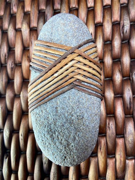 Hei Matau Lashing Facing S Zen Rock Wrap Meditation Stone Kelp