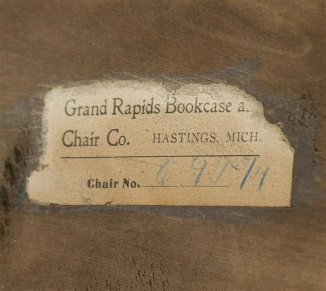 Lot - A Life-Time/Grand Rapids Bookcase Co. settle