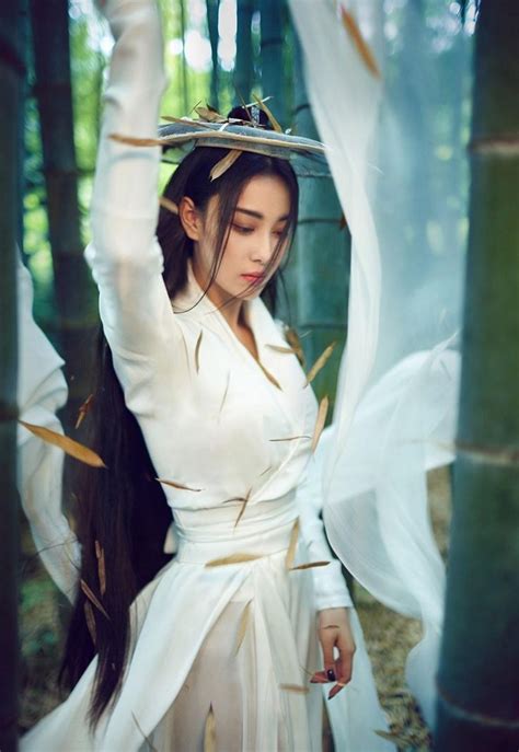 Border Town Prodigal 《新边城浪子》 Viann Zhang Xin Yu 张馨予 Princess Weiyoung