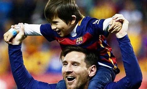 Inside Lionel Messi 10 Incredible Charitable Work टीम को फुटबॉल वर्ल्