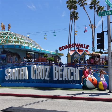 Santa Cruz Beach Boardwalk In Santa Cruz Ca