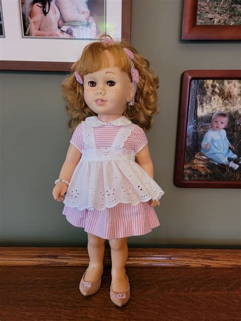 Chatty Cathy Blonde Pigtail With Brown Decal Eyes Talks Ebay