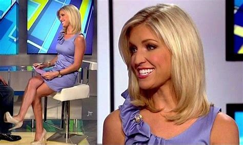 Ainsley Earhardt Female News Anchors Blonde Beauty New Woman