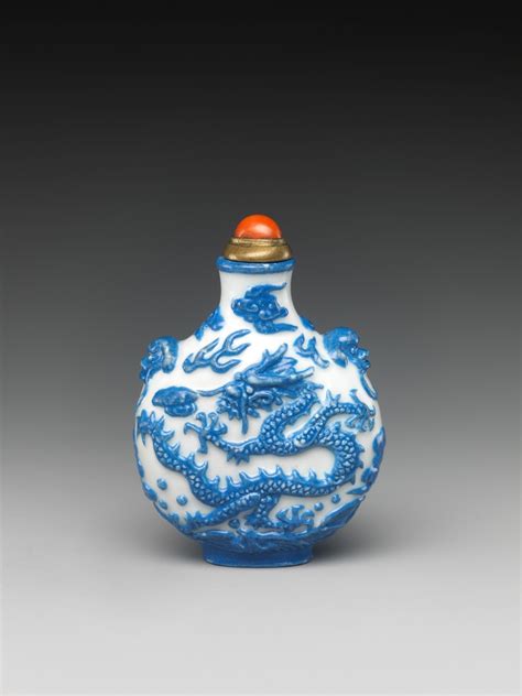 The Met Asian Art On Twitter Snuff Bottle With Dragon Chasing A Flaming Pearl Late 18th