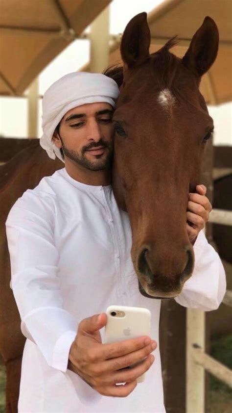 أنا على علم ومتأكدة من أن زملائي في داخلهم خير ولكن للأسف فتنة الشهرة والنجاح لا تدعنا نرى ونقيس الأمور بشكل صحيح. حمدان بن محمد بن راشد آل مكتوم وهو صغير - Images Gallery