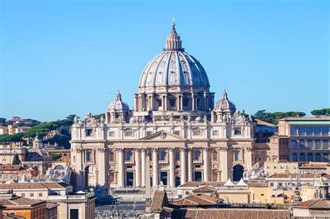 Sampai saat ini gereja ini adalah terbesar di dunia yang pernah dibangun dan menjadi salah. Basilika Santo Petrus dan Gereja-gereja di Italia Siap ...