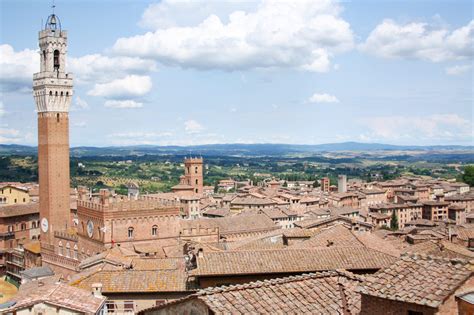 10 Reasons Why I Love Siena Italy At Home On Hudson
