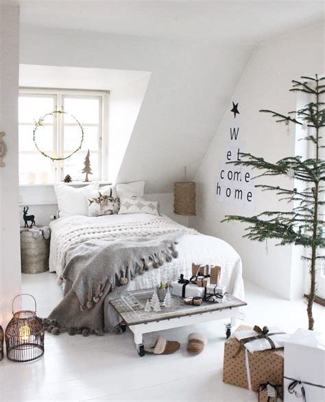 Interior design elements you need to get started to create a scandinavian bedroom. 10 Scandinavian Christmas Bedroom Decor Ideas
