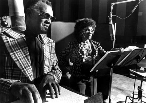 Ray Charles With Cleo Laine Recording Photograph By Everett