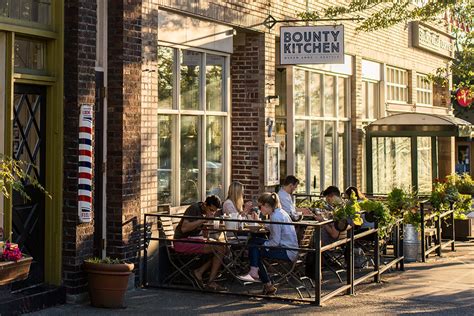 The holiday home provides a short walking distance to port of seattle, seattle asian art. Queen Anne Seattle Washington Neighborhood Guide - Compass