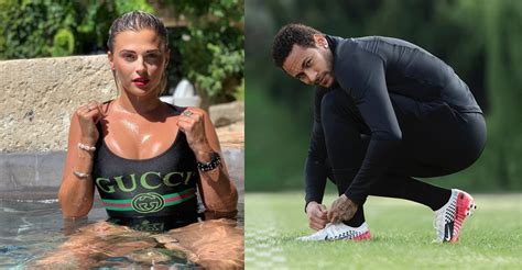 Connue pour son talent derrière les platines, kelly vedovelli voit le jour en 1990. Kelly Vedovelli draguée par Neymar ? Elle révèle tout dans ...