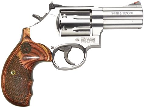 Smith And Wesson Model 686 Plus Deluxe Revolver 357 Mag 3 Barrel 7 Round