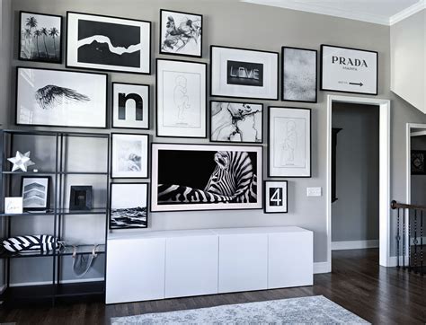 Living Room Gallery Wall Ideas | Gallery wall living room, Gallery wall ...