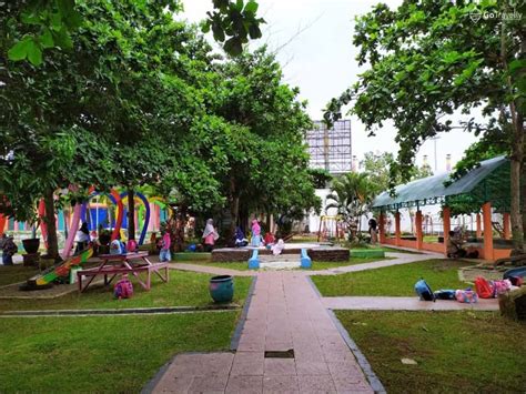 Taman Rekreasi Kota Destinasi Wisata Tengah Kota Bangkalan Yang Indah