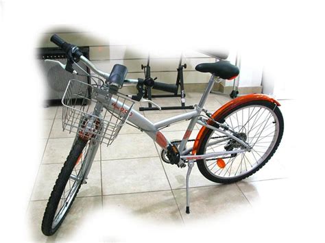 Outdoor & sporting goods company. Decathlon Bicicletas Btwin