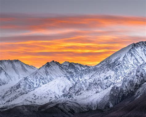 Download Wallpaper 1280x1024 Sunset Mountains Peak Sky Nature