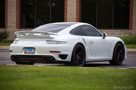White Porsche 911 Turbo