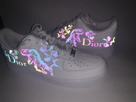 Кроссовки nike air force 1 мужские. Rainbow Reflective Dior Air Force 1's | Custom nike shoes ...