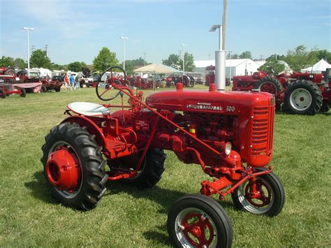 Farmall 100 Farmall Classic Tractor Farm Tractor