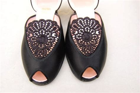 ✅ browse our daily deals for even more savings! vintage Daniel Green Slippers black satin bedroom size 7.5 ...