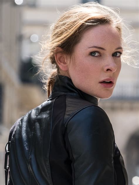 1536x2048 Rebecca Ferguson As Ilsa Faust In Mission Impossible Fallout 1536x2048 Resolution