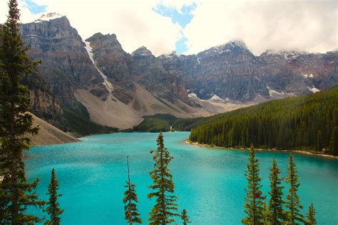 001 Moraine Lake And Valley Of The Ten Peaks Calgary Guardian