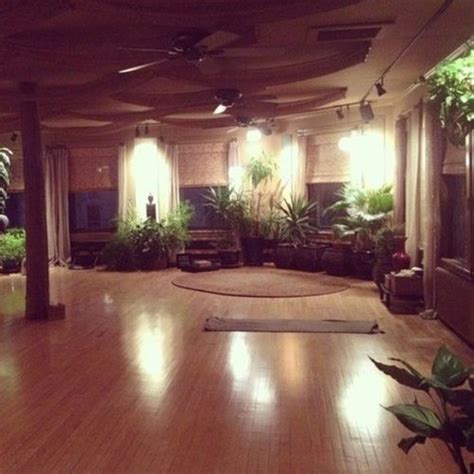 For this compact space, designer vanessa alexander paired a the. Yoga studio. Like bringing plants in | Yoga meditation ...