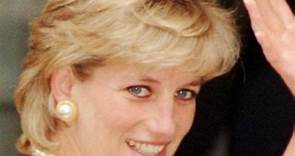 Noticias 24 Horas (Al día) on Instagram: "El primer contrato de trabajo de la princesa Diana, en el que al parecer mintió sobre su edad para conseguir rápidamente empleo, será subastado en Inglaterra el 30 de abril, según la casa de subasta británica Auctioneum. El contrato será puesto a la venta por esa casa de pujas de Bristol, al oeste de Inglaterra, y se espera que alcance un precio de 8.000 libras. En mayo de 1979, la entonces Lady Diana Spencer completó un formulario de solicitud de emple