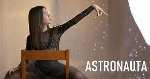 Ana Emilia - ASTRONAUTA (Official Video)