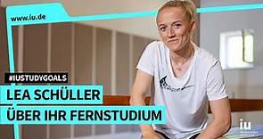 Lea Schüller - Spitzen Fußballerin und Studentin, das geht! #iustudygoals