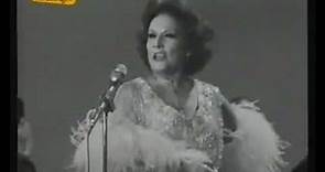 Celia Gámez - "EL BESO" - Revista Musical Española