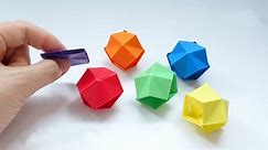 超好玩的折纸“捏不坏的纸球”，随手折一个它，无聊会消失对吧！