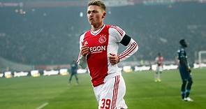 Top 10 Goals // Viktor Fischer