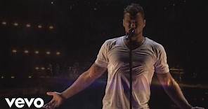 Ricky Martin - Vuelve (Live Black & White Tour)