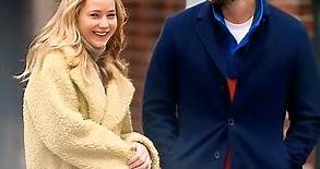 Hollywood Actress Jennifer Lawrence With Husband And Family