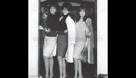 THE RONETTES (HIGH QUALITY) - CHAPEL OF LOVE
